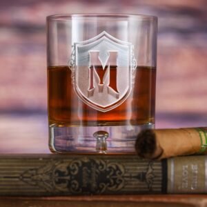 Angelundhaustiermarkt Monogrammed Initial Whiskey & Scotch Glasses